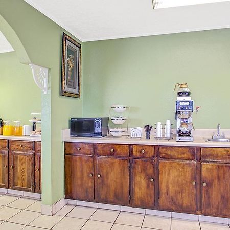 Knights Inn Memphis Airport Ngoại thất bức ảnh
