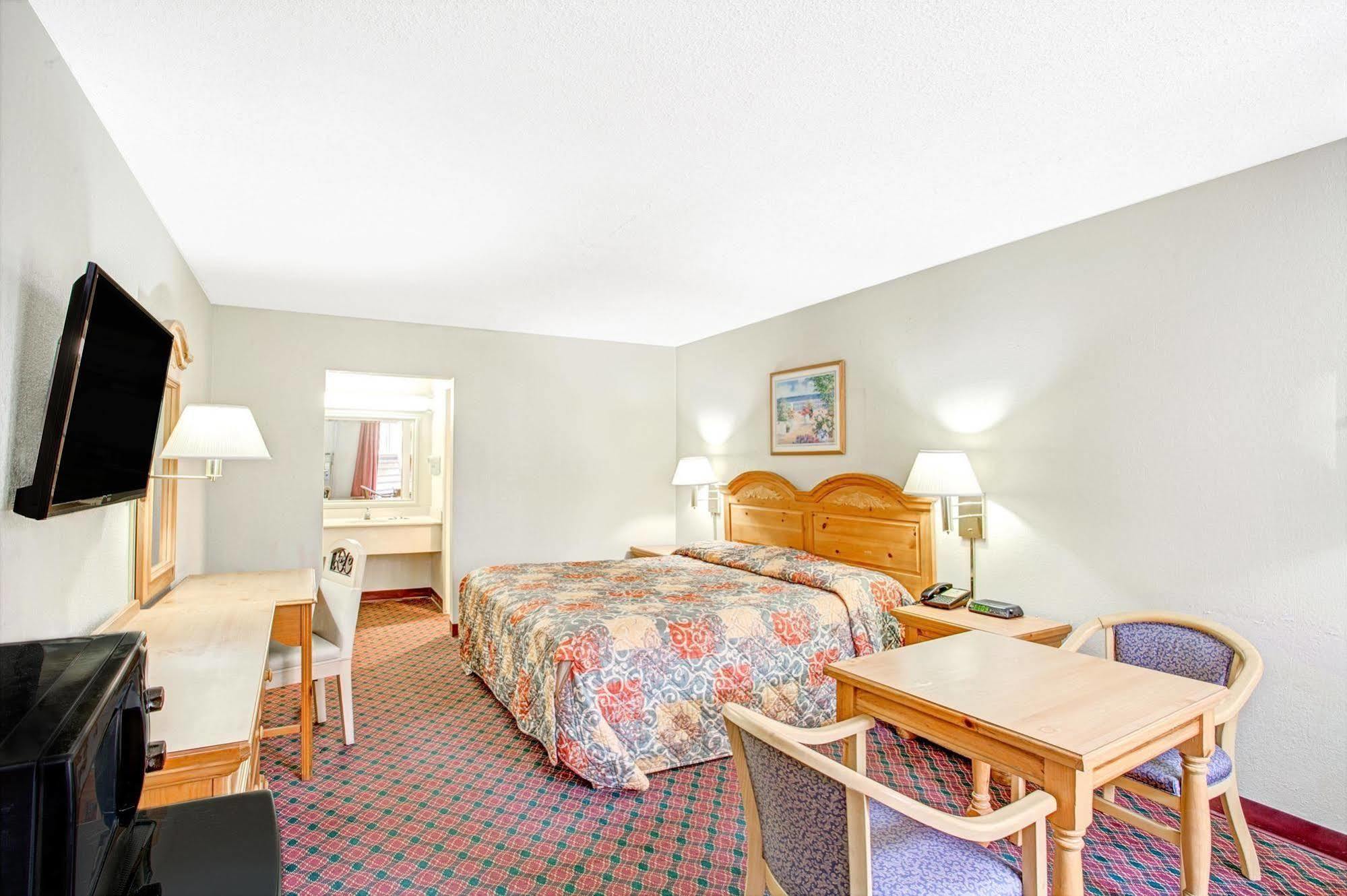 Knights Inn Memphis Airport Ngoại thất bức ảnh